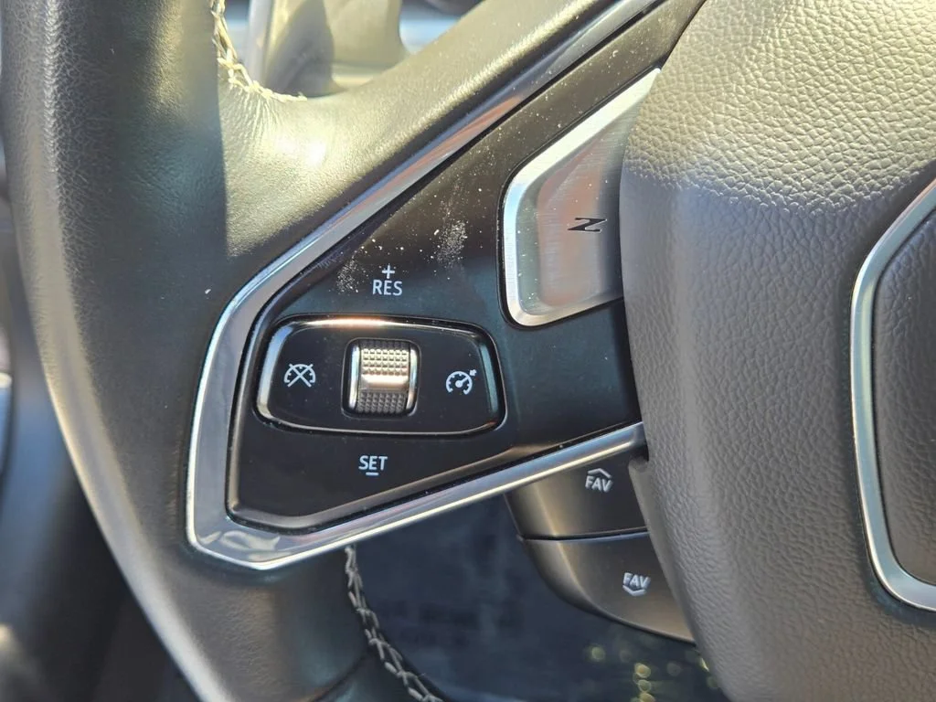 Used 2021 BLACK Chevrolet 1LT image 18