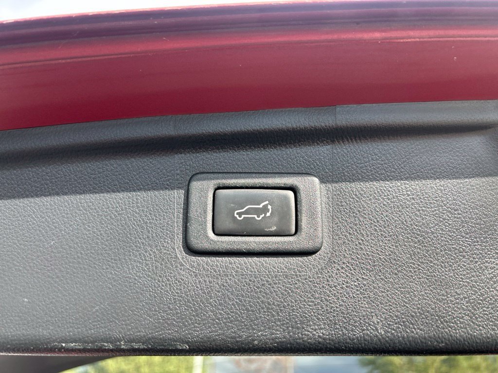 Used 2015 Venetian Red Pearl Subaru 3.6R image 12