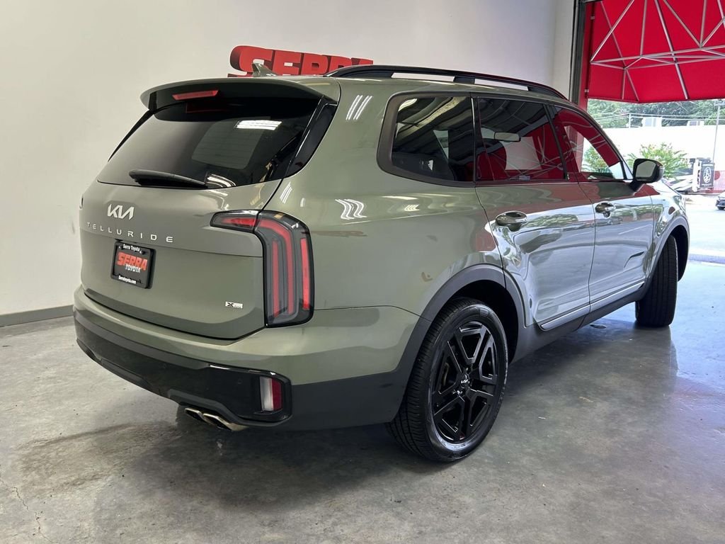 Used 2024 Green Kia EX X-Line image 3