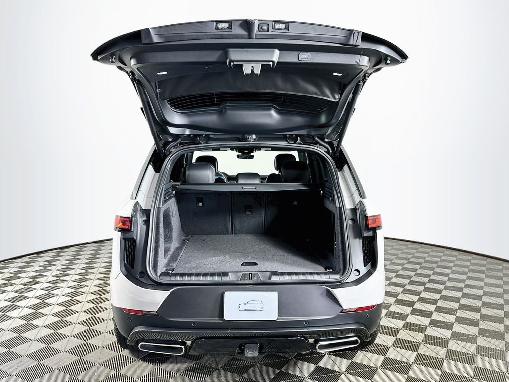 New 2026 Borasco Grey LAND ROVER SE image 29