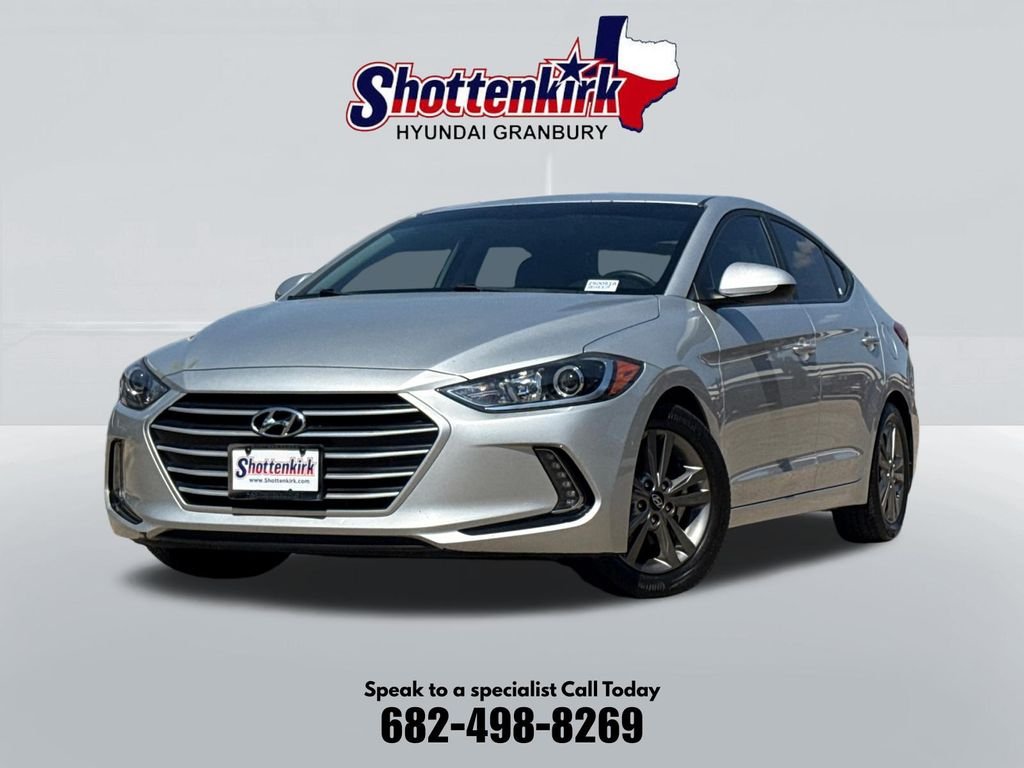 Used 2017 Silver Hyundai SE image 1