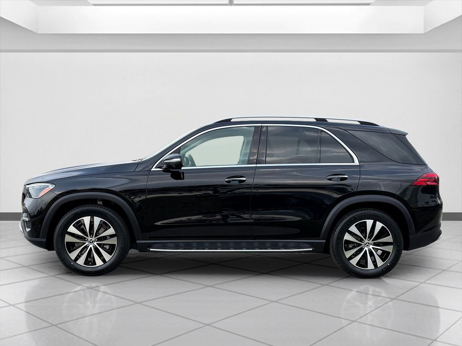 New 2026 Obsidian Black Metallic Mercedes-Benz GLE 350 image 5