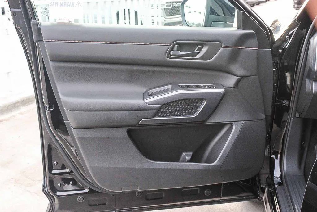 Used 2025 Black Nissan Rock Creek image 26