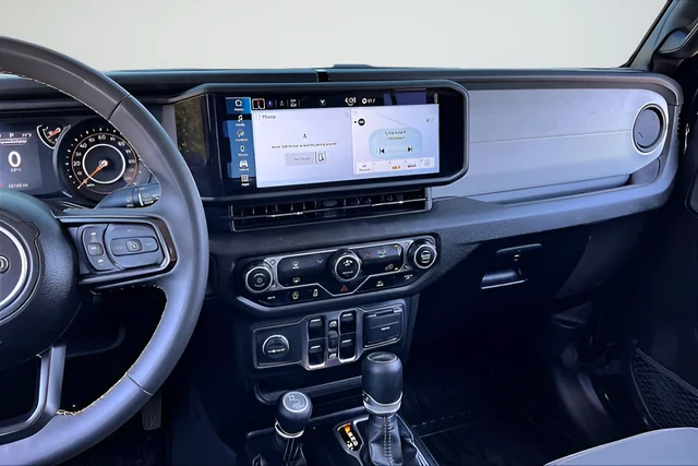 Used 2024 Black Jeep Sport S image 9