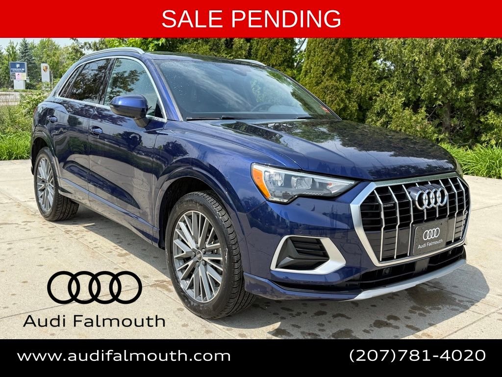 2022 Audi Q3 40 TFSI Premium quattro's photo