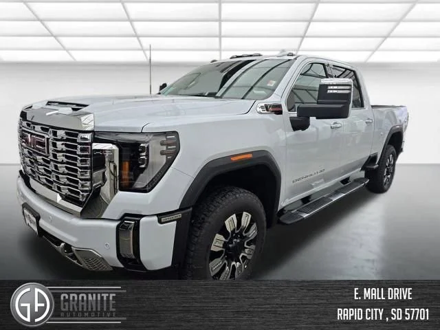 2026 GMC Sierra 4WD Crew Cab Standard Box Denali's photo