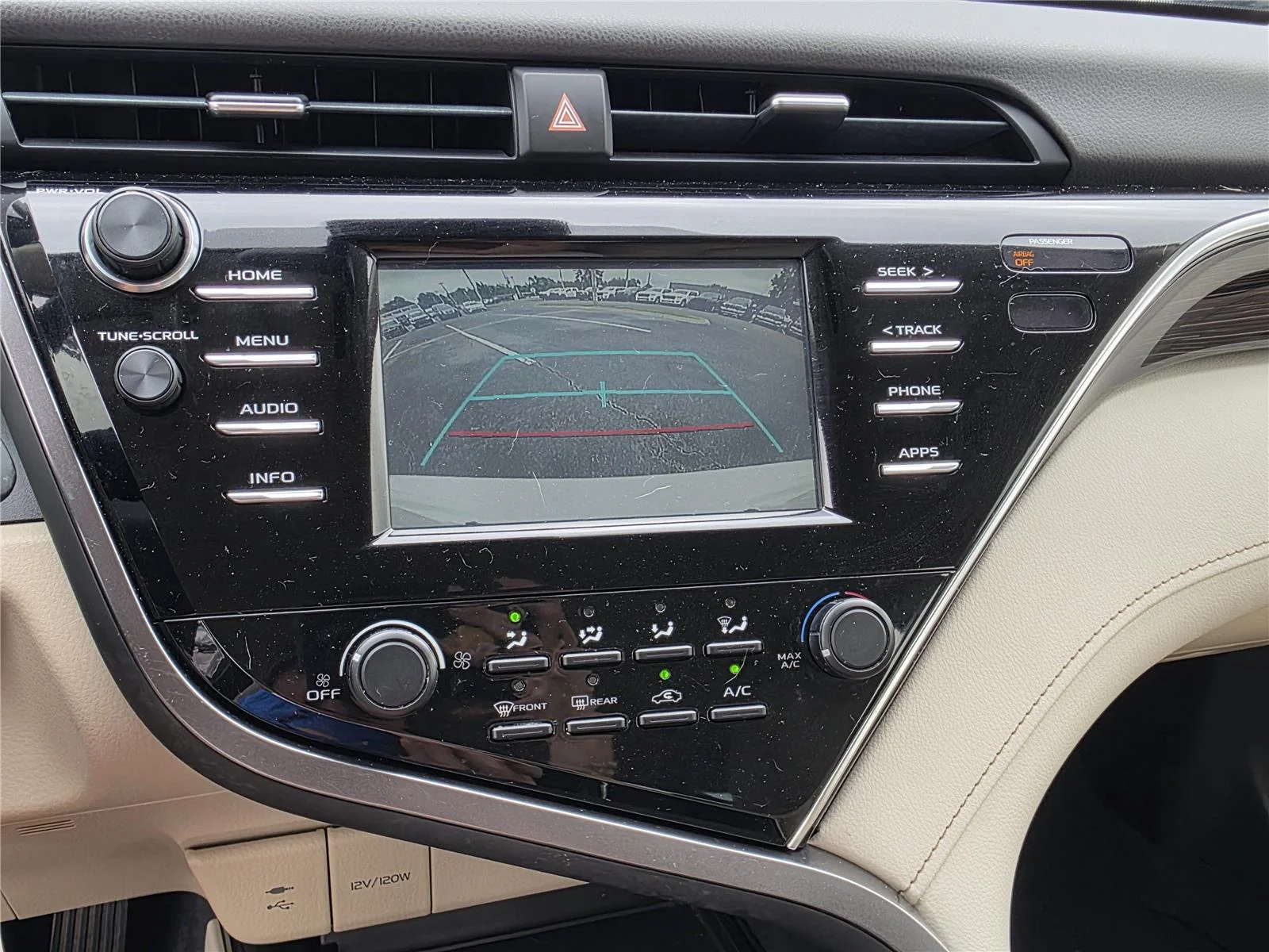 Used 2018 Super White Toyota LE image 19