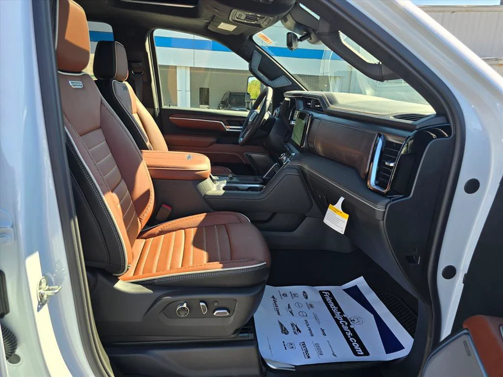 New 2026 Glacier White Tricoat GMC Denali Ultimate image 18