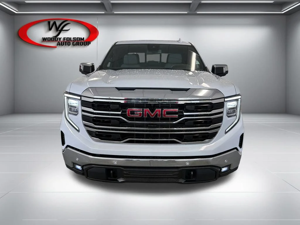 New 2026 Glacier White Tricoat GMC SLT image 2