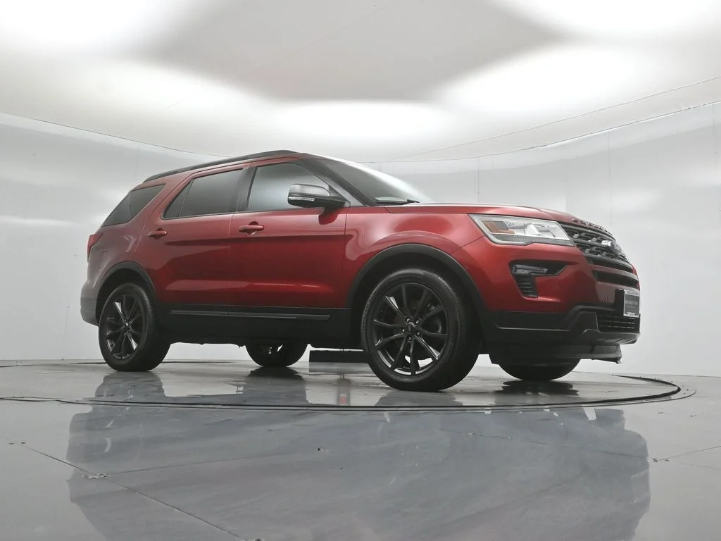 Certified Used 2019 Red Ford XLT image 4