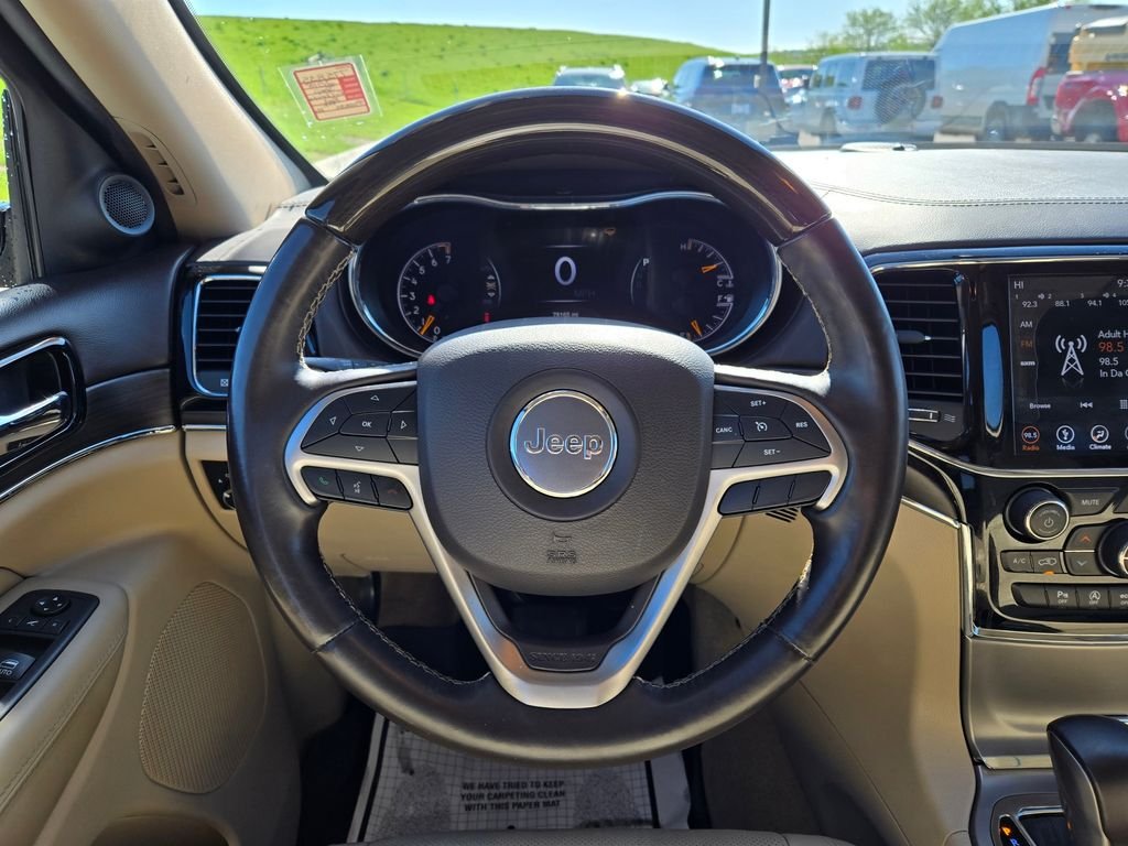 Used 2019 Red Jeep Overland image 20