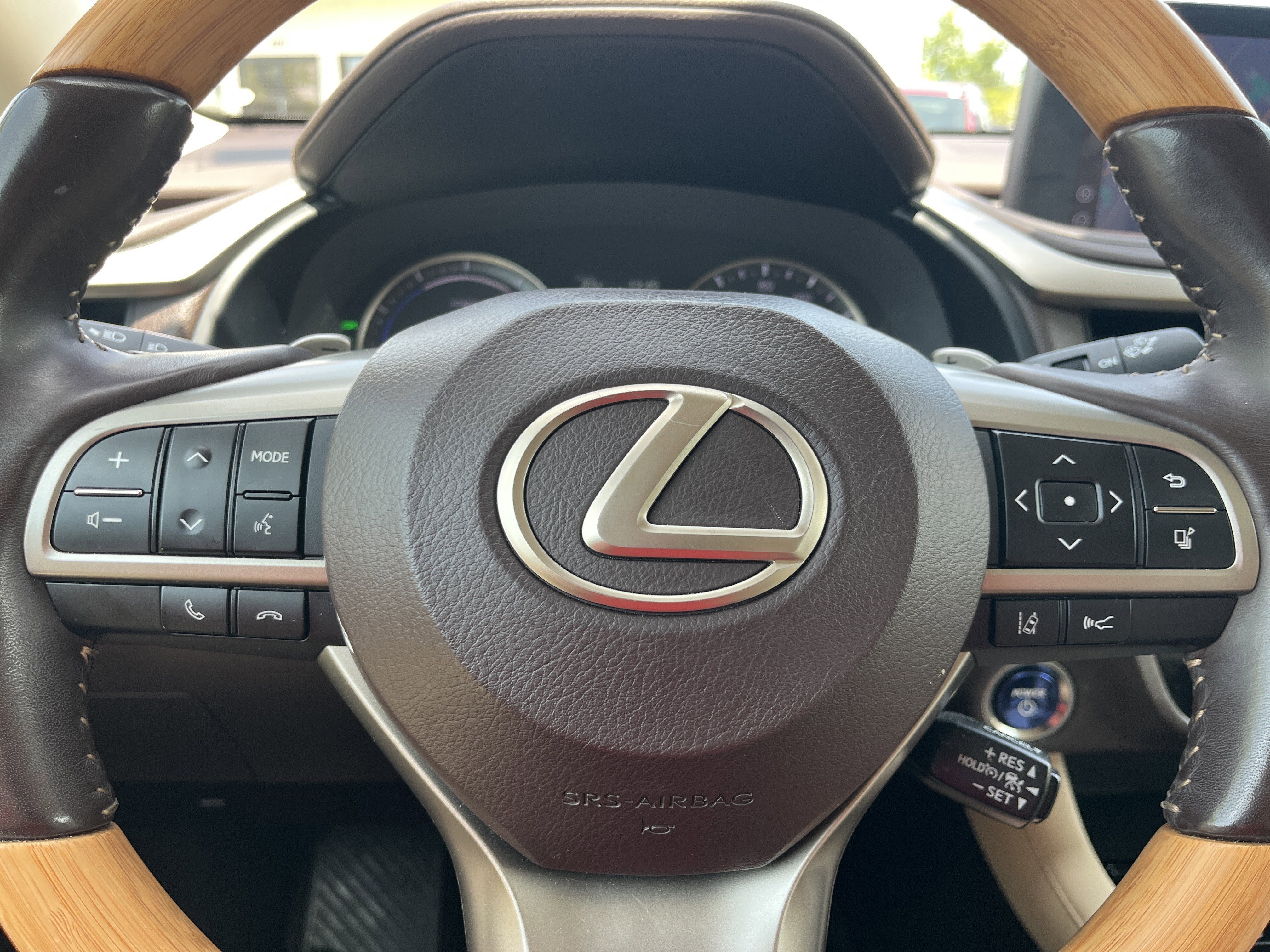 Used 2020 Eminent White Pearl Lexus RX 450h image 13