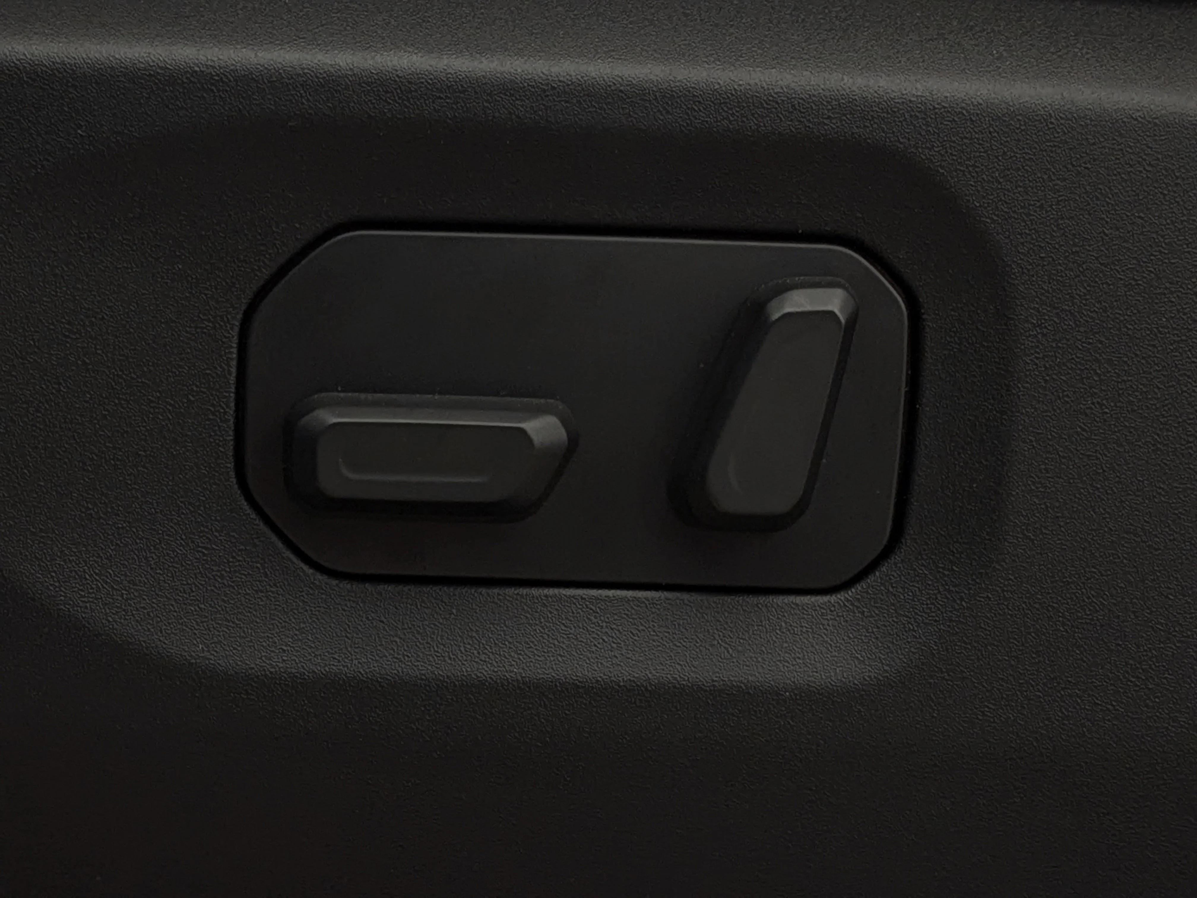 New 2026 Black Jeep Rubicon - - Nappa Leather - Convenience Grp - Safety Grp - 3?Piece Hardtop & More image 13