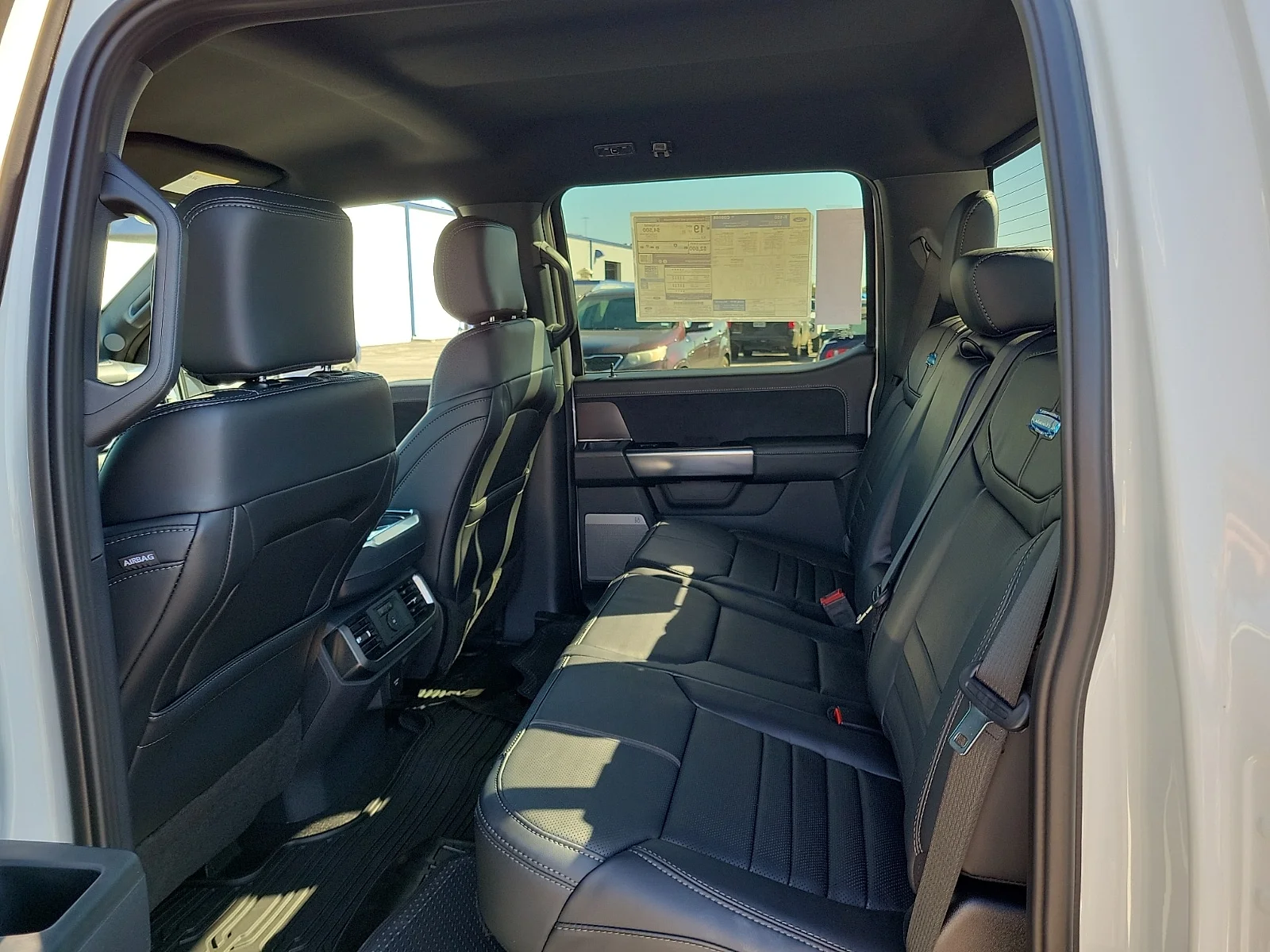 New 2026 Star White Metallic Tri-Coat Ford Platinum&reg; image 9