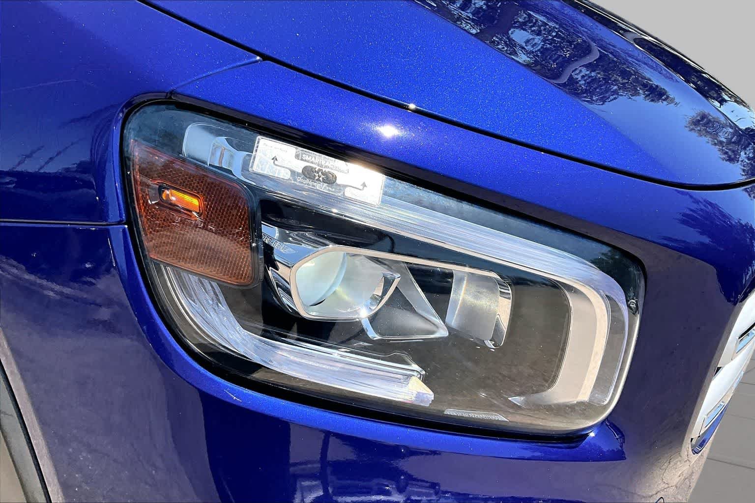 Used 2021 Galaxy Blue Metallic Mercedes-Benz GLB 250 image 28
