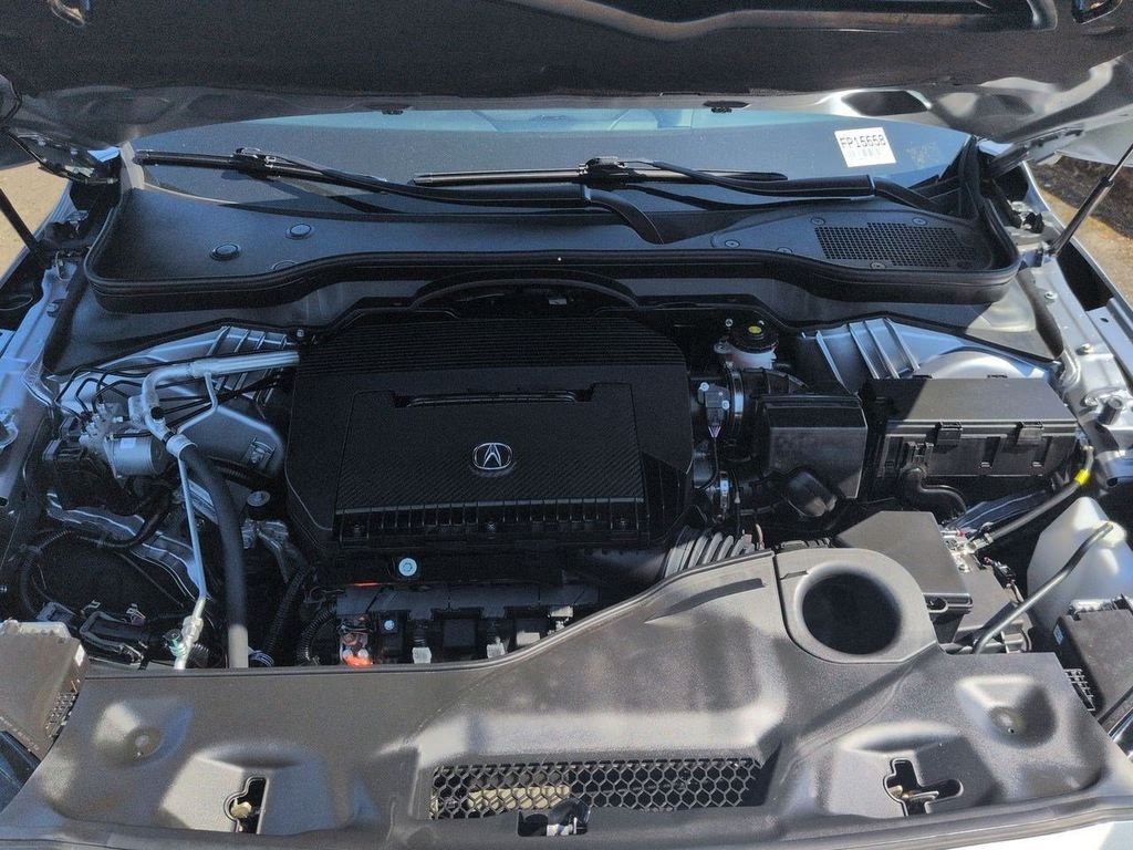 Certified Used 2025 Silver Acura Technology Package image 32