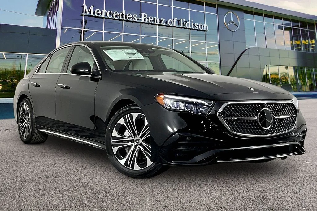 2026 Mercedes-Benz E-Class E350 4MATIC's photo