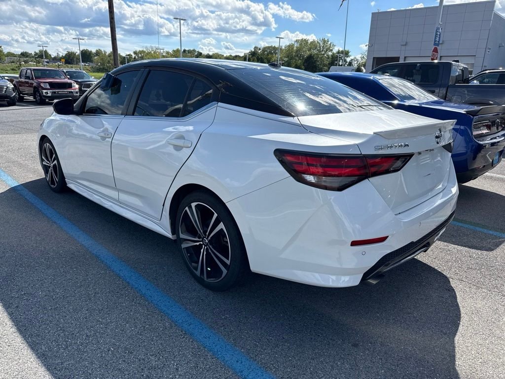 Used 2020 White Nissan SR image 5