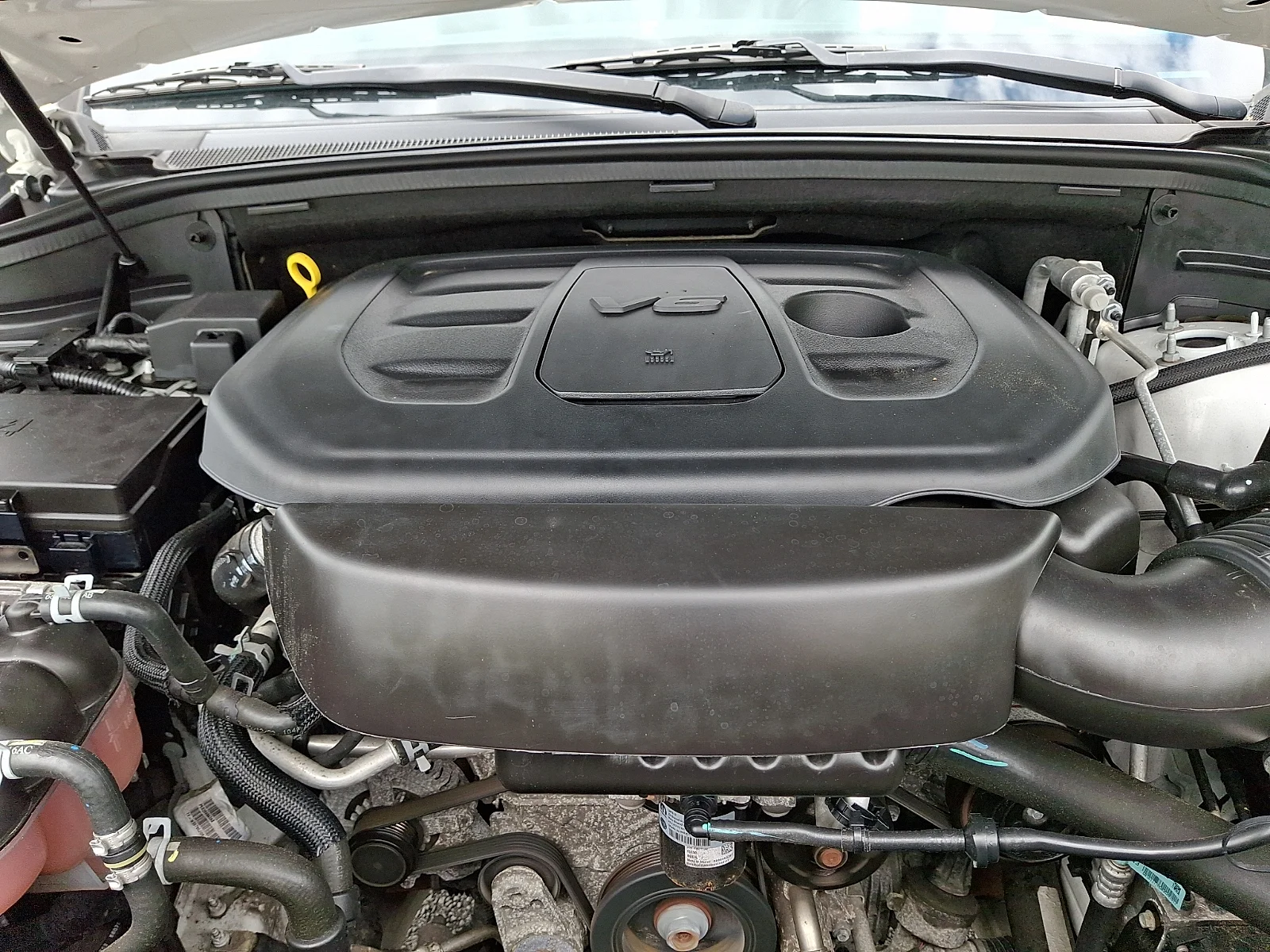 Certified Used 2020 White Jeep Laredo image 30