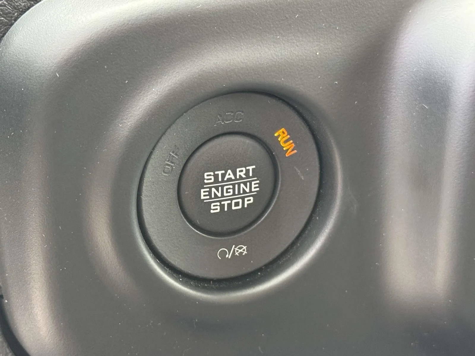 Used 2020 Bright White Clearcoat Jeep Rubicon image 9