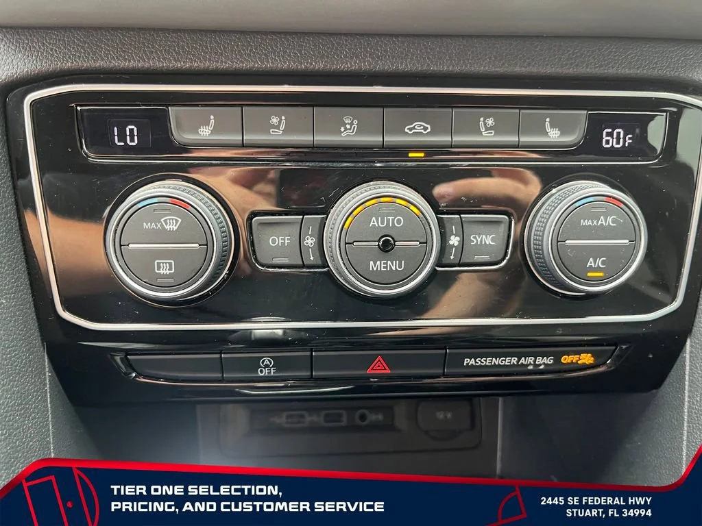 Used 2020 Gray Volkswagen 3.6L V6 SEL Premium image 25