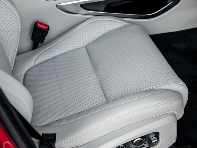2026 Jaguar F-Pace R-Dynamic S - Photo 27