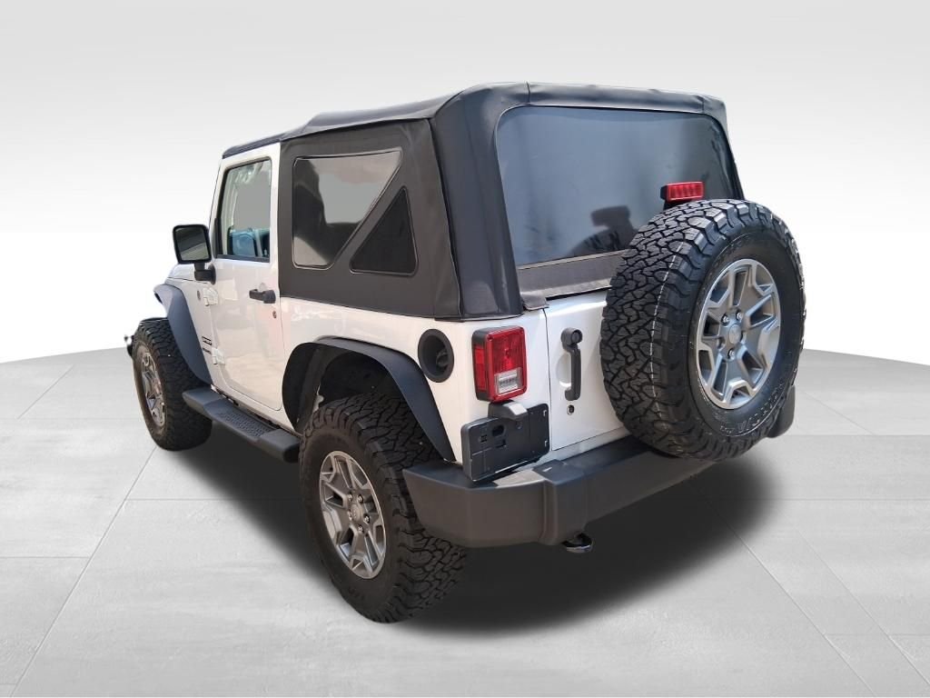 Used 2016 White Jeep Sport image 7