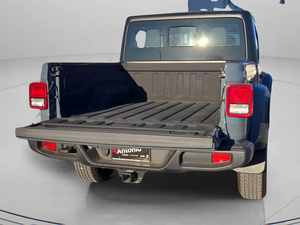 2025 Jeep Gladiator Sport - Photo 28