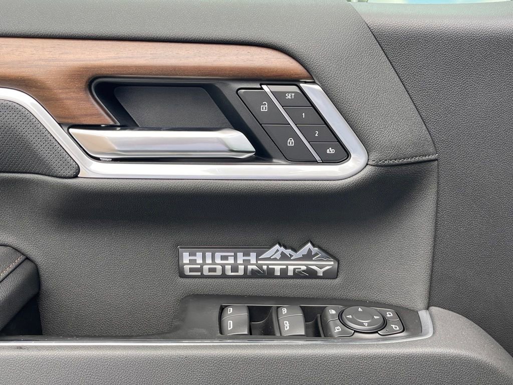 2026 Chevrolet Silverado 1500 High Country - Photo 15