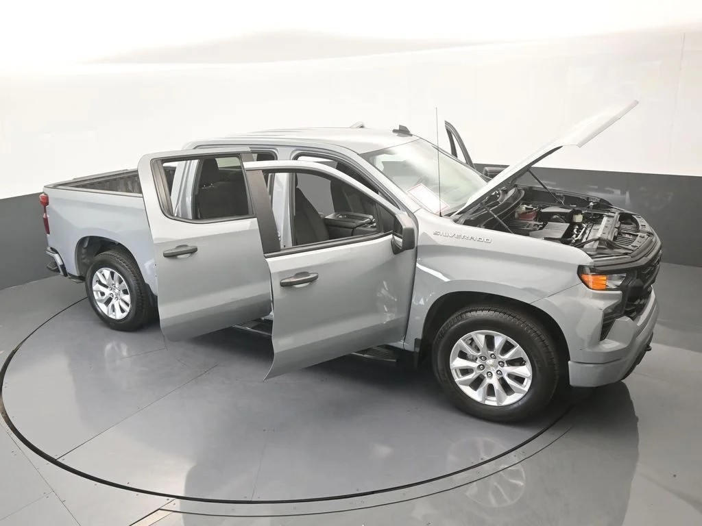 Used 2024 Slate Gray Metallic Chevrolet Custom image 73