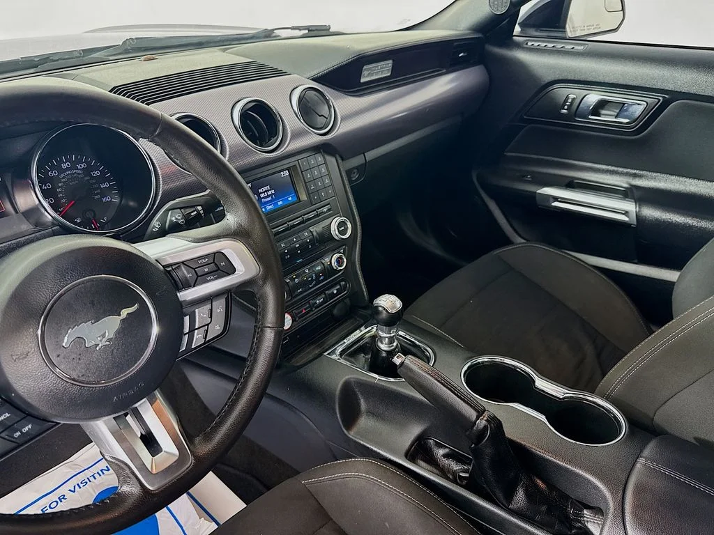Used 2016 Shadow Black Ford GT image 27