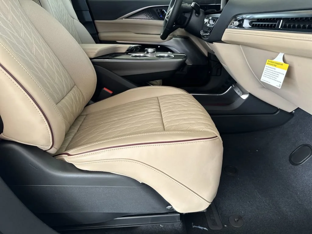 2026 Cadillac LYRIQ Signature Sport - Photo 35