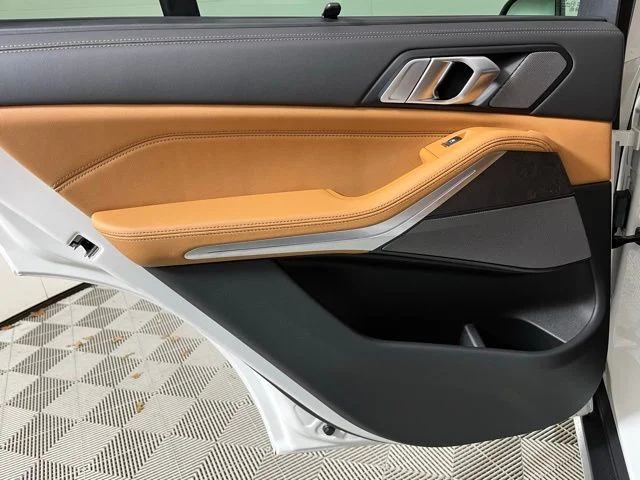 New 2026 Alpine White BMW xDrive40i image 20