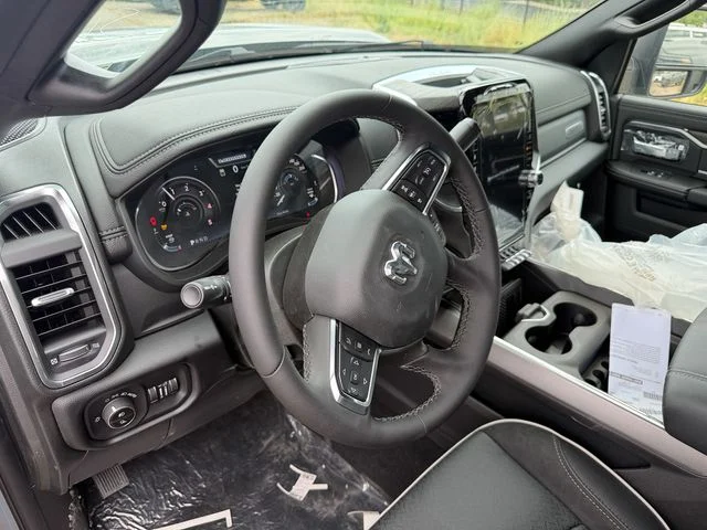 New 2026 Ceramic Gray Clear-Coat Exterior Paint RAM Laramie image 14