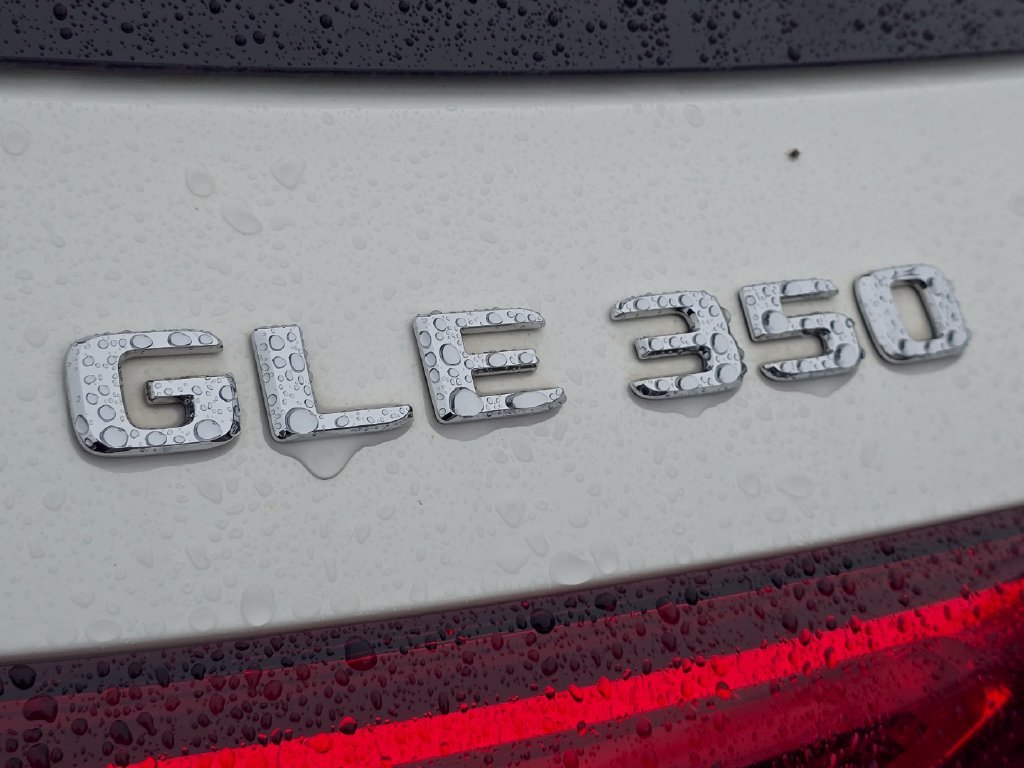 Certified Used 2023  Mercedes-Benz GLE 350 image 16