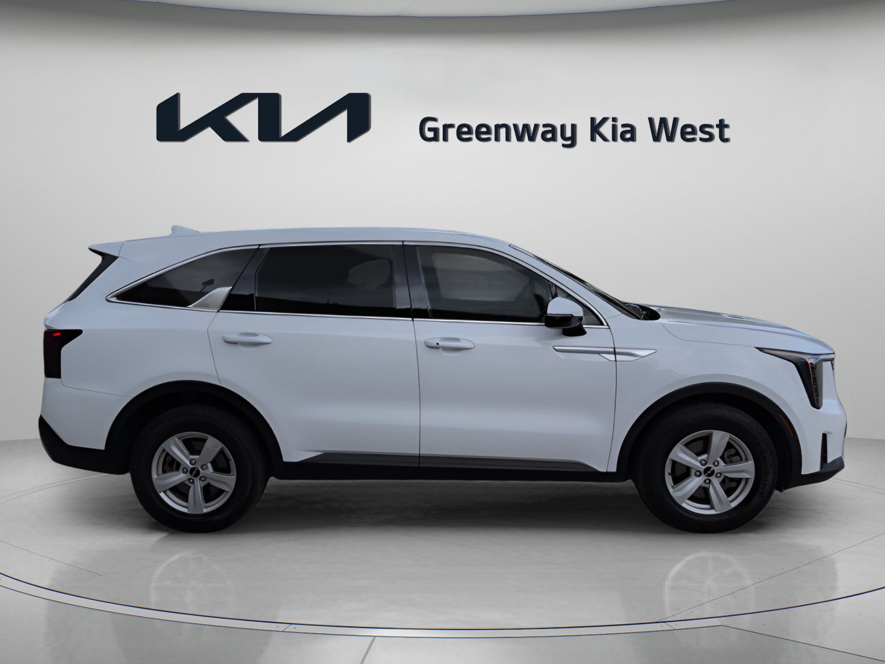 Used 2024 Glacial White Pearl Kia LX image 7