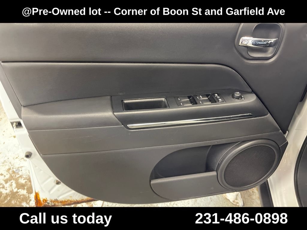 Used 2013 White Jeep Limited image 15