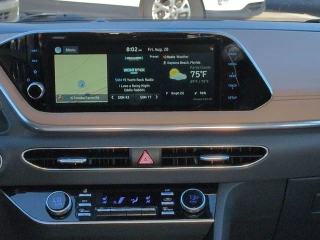 Certified Used 2020 Calypso Red Hyundai Limited image 17