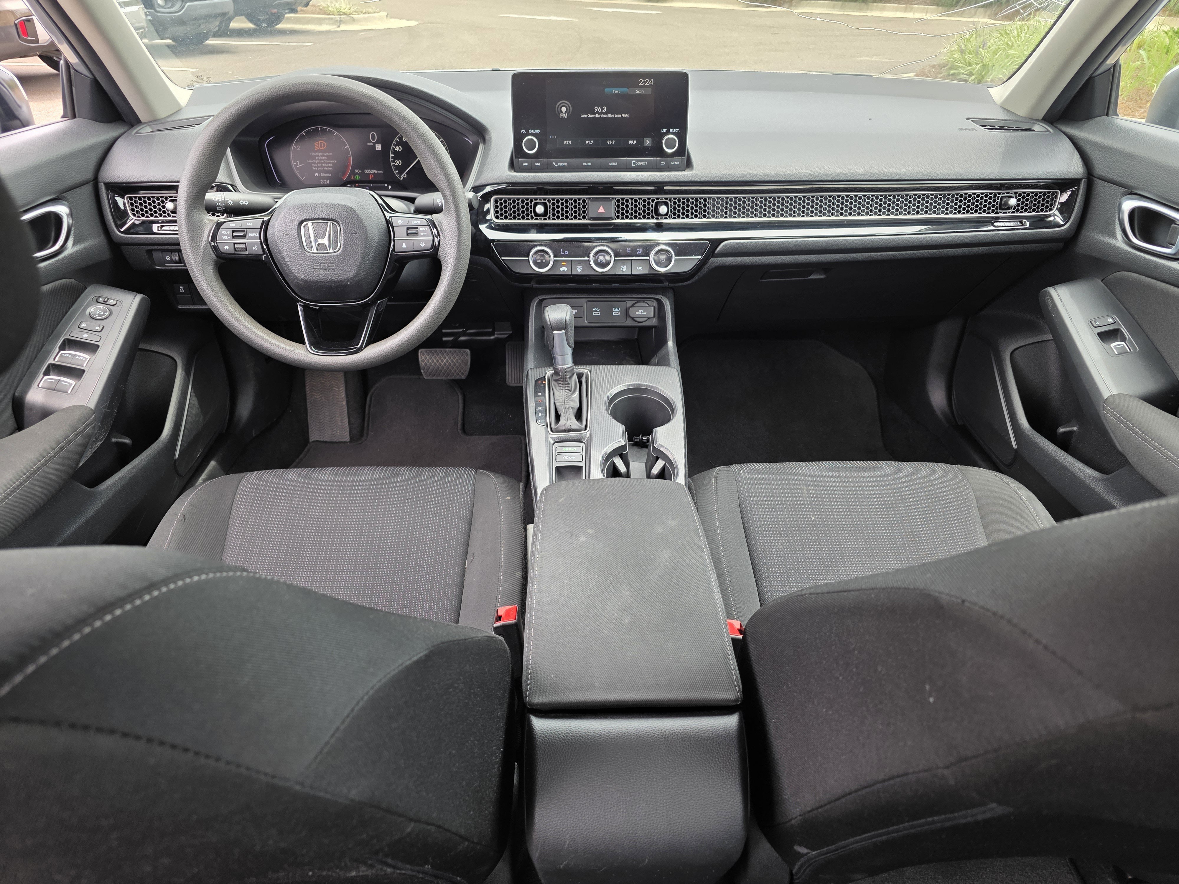 Used 2025 Solar Silver Metallic Honda LX image 8