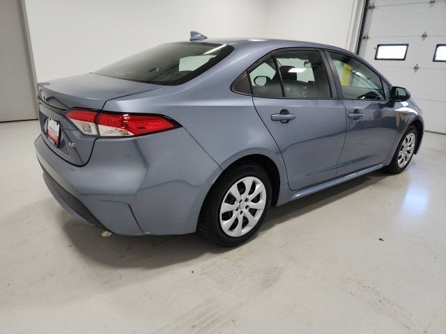 Used 2022 Celestite Toyota LE image 9