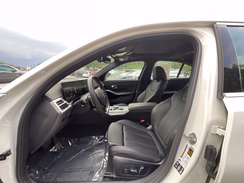 Used 2026 White BMW 330i xDrive image 9
