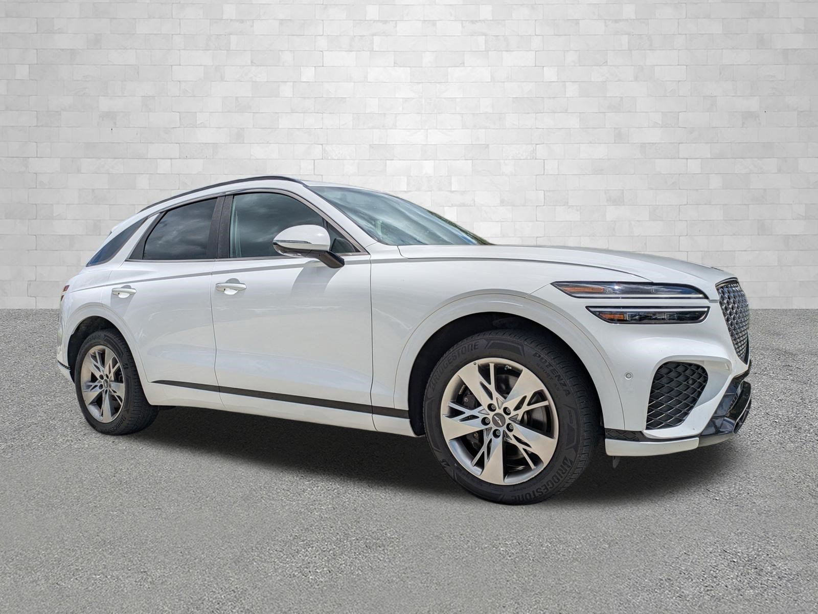 2023 GENESIS GV70