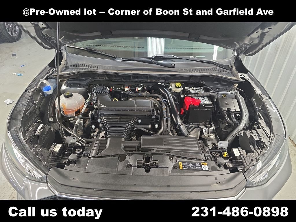 Used 2025 Gray Ford ST-Line Select image 18