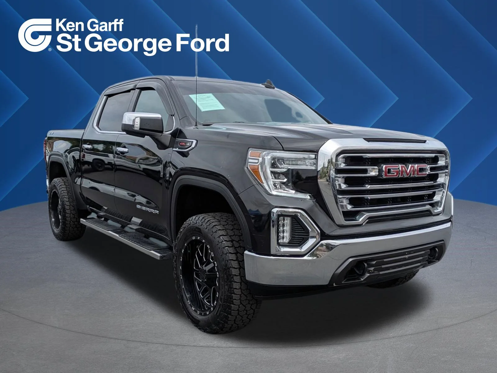 2021 GMC Sierra 4WD Crew Cab Short Box SLT's photo