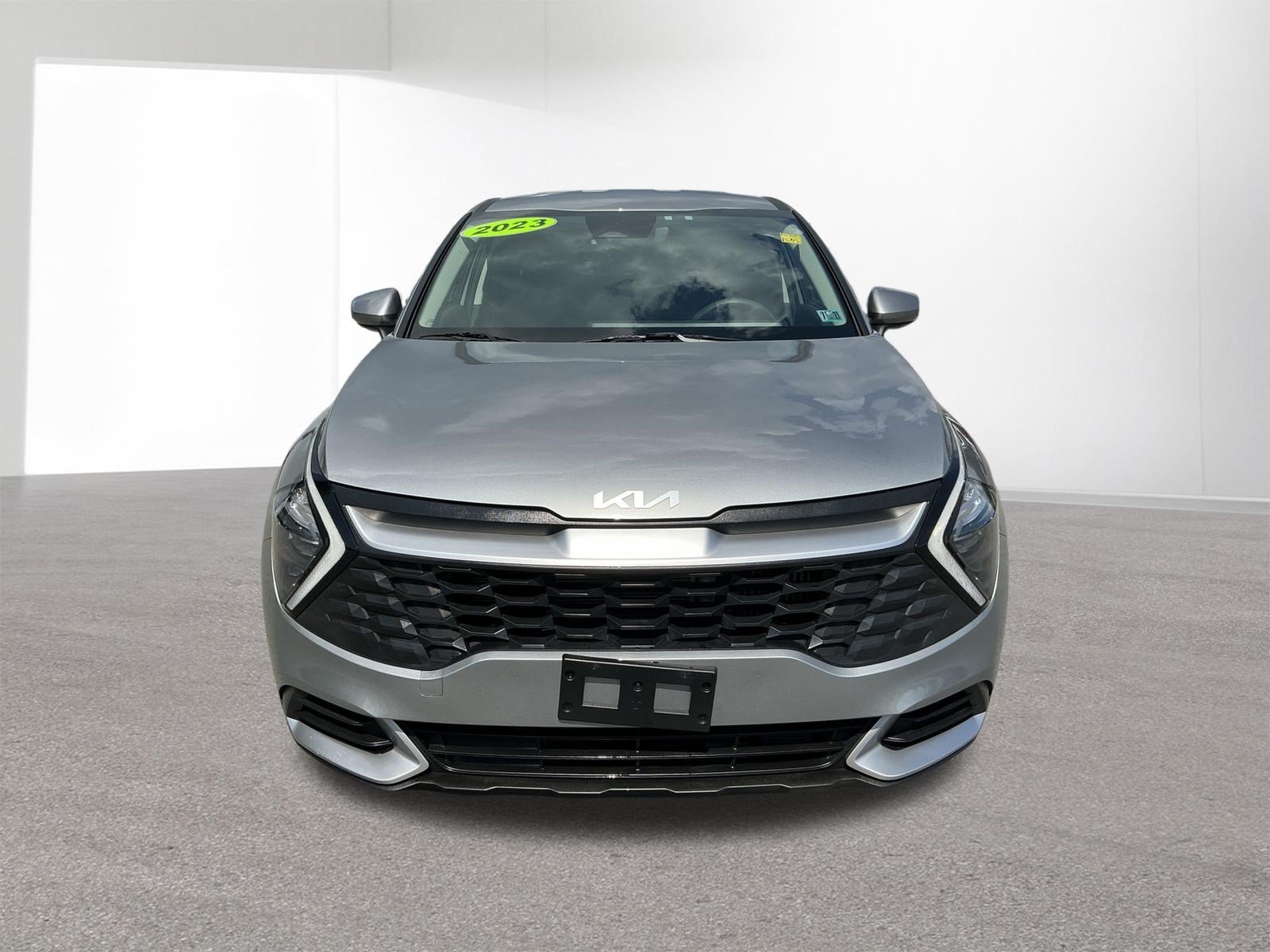 Certified Used 2023 Steel Gray Kia LX image 8