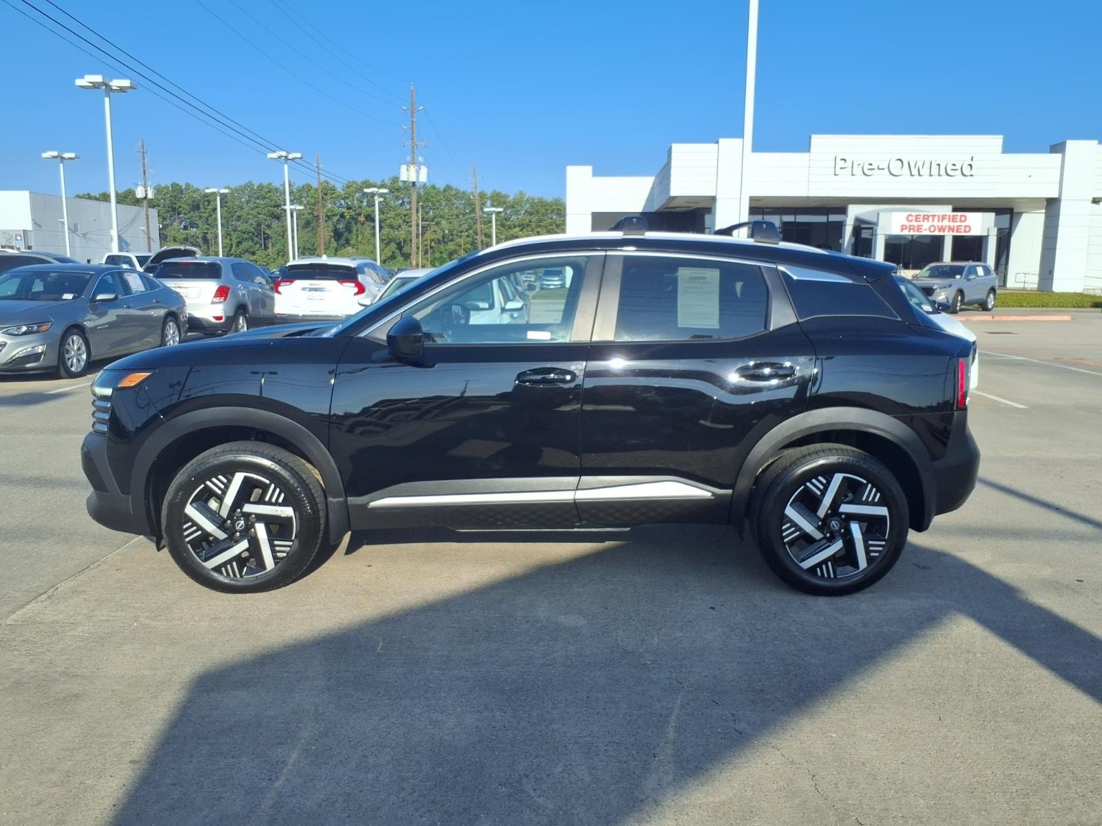 2026 Nissan Kicks photo 9 of 26