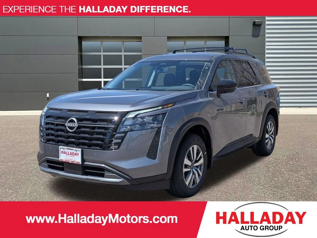 2026 Nissan Pathfinder SL 4WD's photo