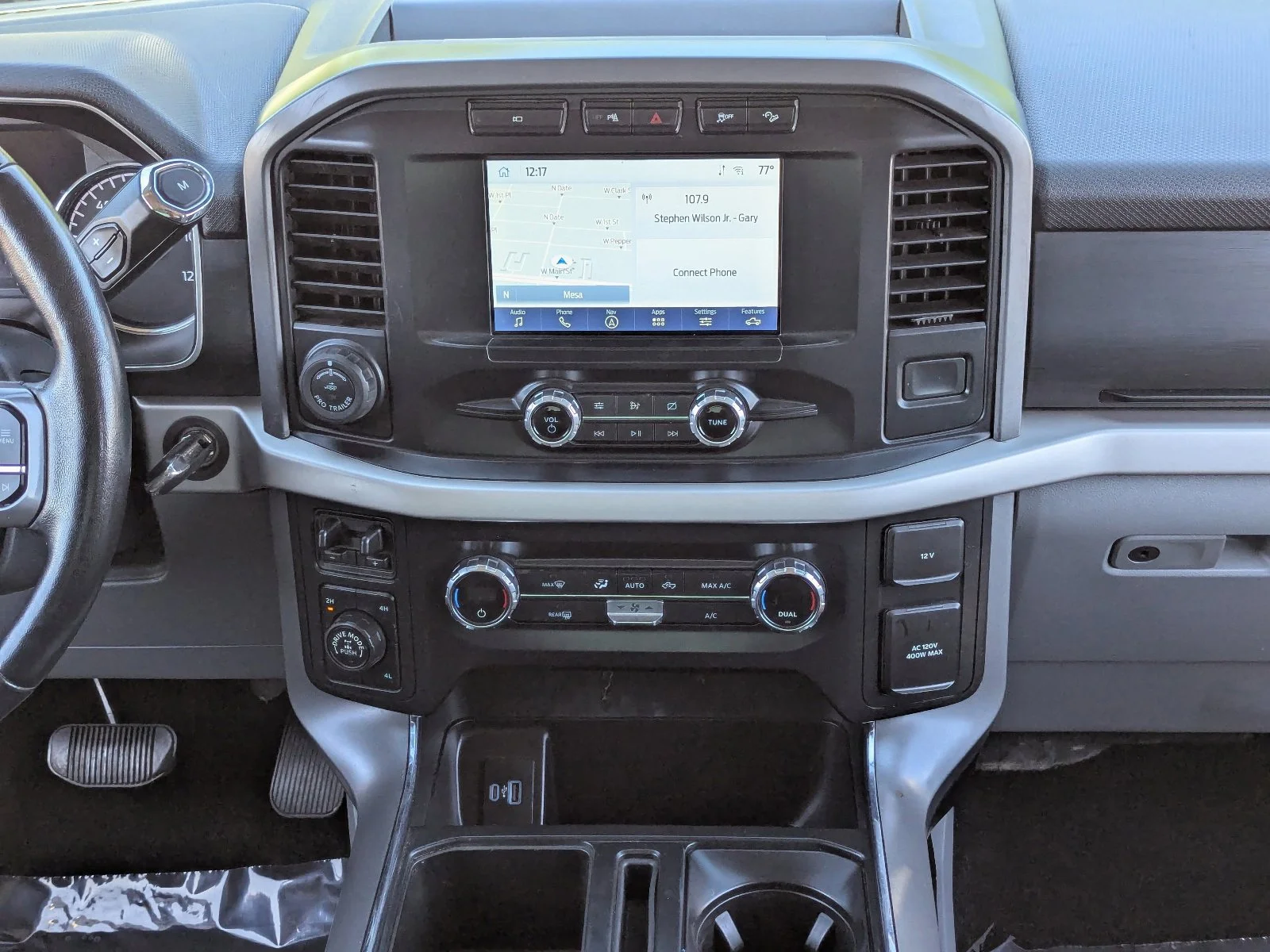 Used 2021 Oxford White Ford XLT image 17