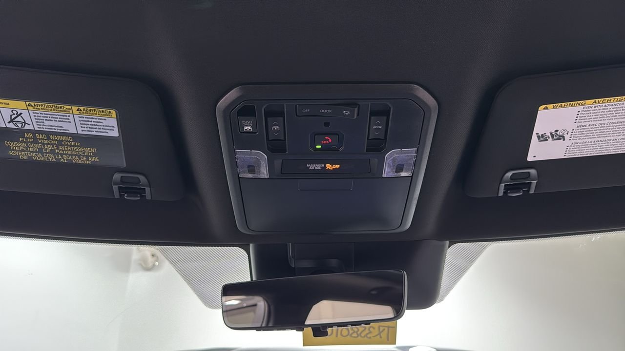 2026 Toyota Tundra Limited - Photo 11