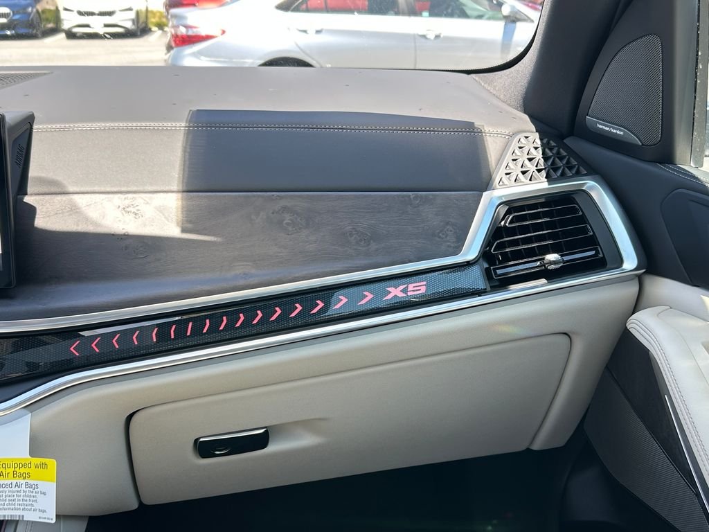 2026 BMW X5 50e - Photo 26